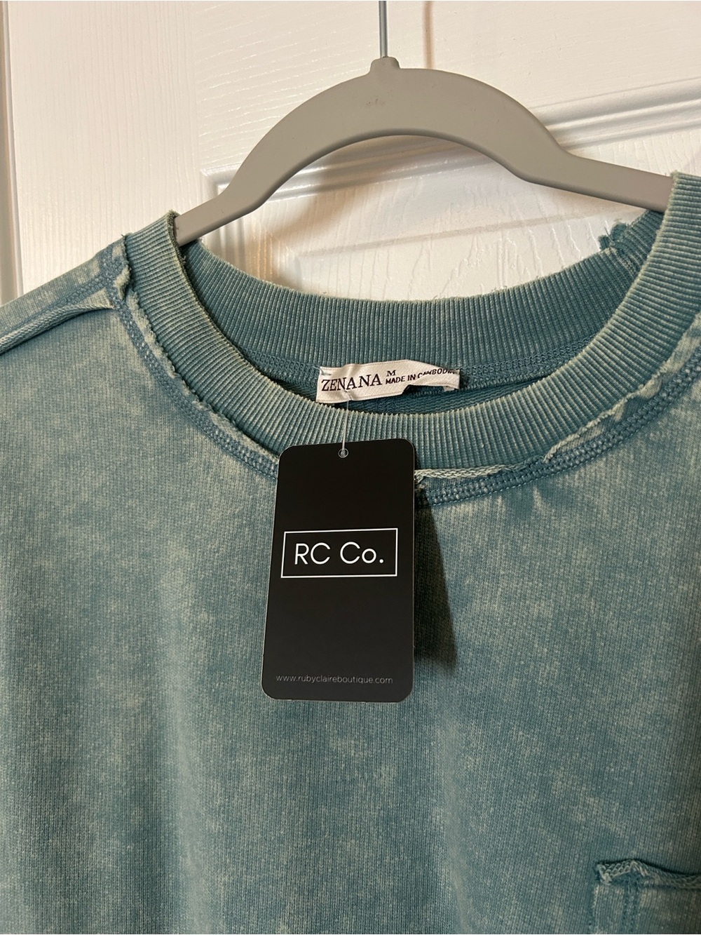 NEW!! RC Co. Washed Teal Crewneck Sweatshirt - Picture 3 of 4